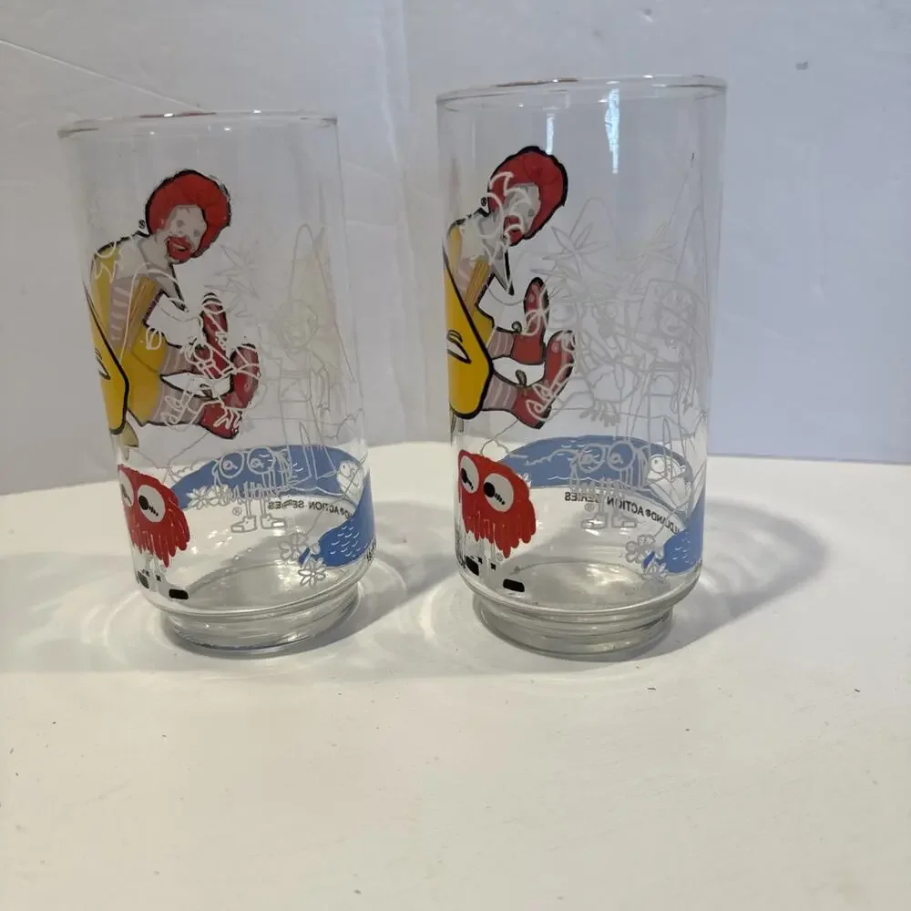 1977 McDonaldland Ronald McDonald Glass Set of 2 Vintage McDonalds